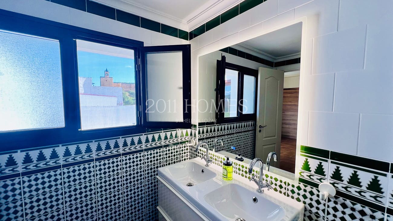 5 sypialnia Dom na sprzedaż w Antequera z garażem - 375 000 € (Ref: 9782065)