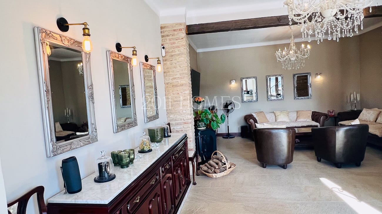 5 sypialnia Dom na sprzedaż w Antequera z garażem - 375 000 € (Ref: 9782065)