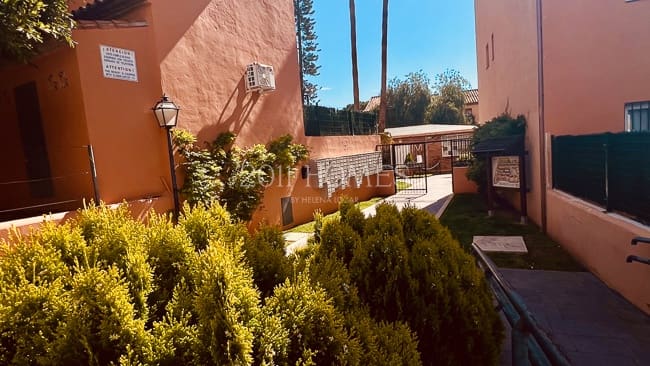 1 bedroom Apartment for sale in Mijas with pool - € 220,000 (Ref: 9867291)