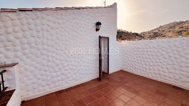 5 bedroom Finca/Country House for sale in Almogía with pool garage - € 359,000 (Ref: 9998993)