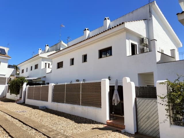 4 quarto Moradia Geminada para venda em Villablanca com piscina garagem - 180 000 € (Ref: 8904820)