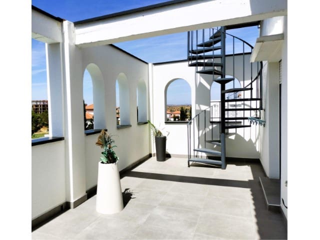 4 bedroom Villa for sale in Ayamonte with pool garage - € 398,000 (Ref: 9064480)