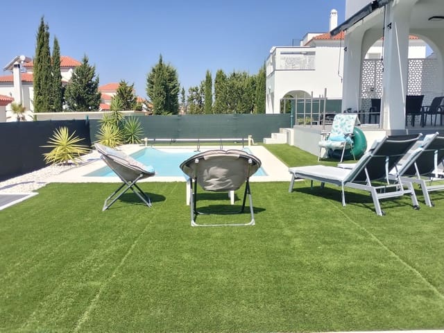 4 bedroom Villa for sale in Ayamonte with pool garage - € 398,000 (Ref: 9064480)