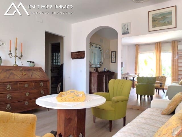 2 soverom Leilighet til salgs i Isla Canela med svømmebasseng garasje - € 289 000 (Ref: 9901608)