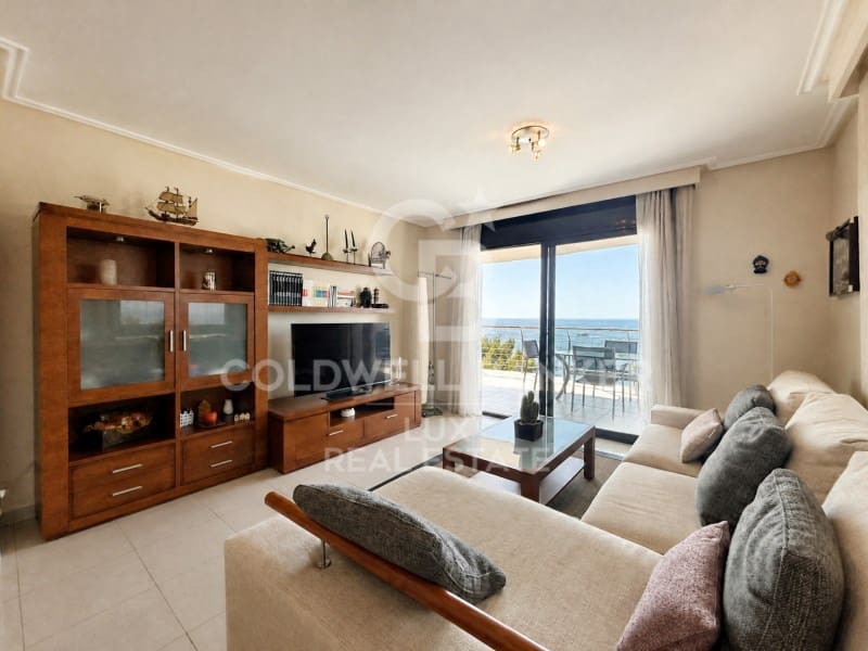3 bedroom Flat for sale in Roses with garage - € 775,000 (Ref: 10026979)