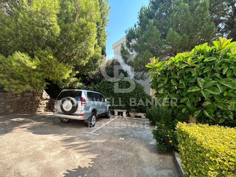 3 bedroom Flat for sale in Roses with garage - € 775,000 (Ref: 10026979)