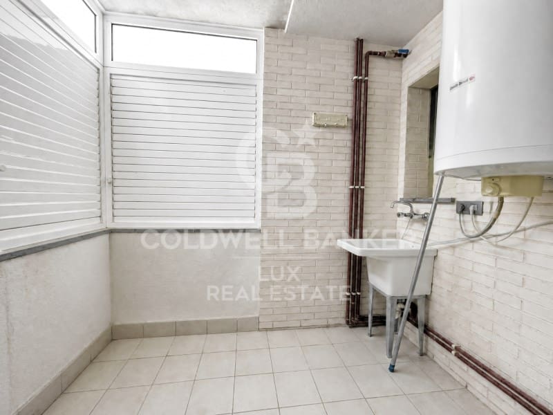 3 bedroom Flat for sale in Roses with garage - € 775,000 (Ref: 10026979)