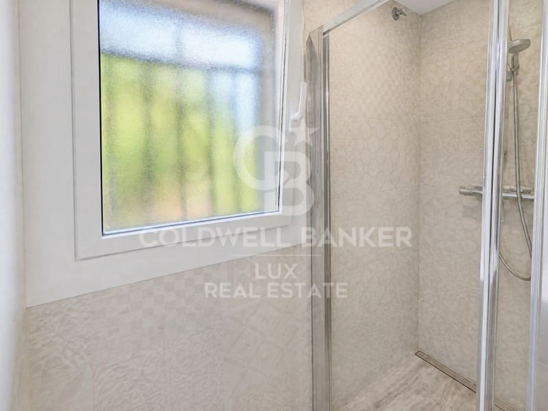 3 slaapkamer Appartement te koop in Roses met garage - € 475.000 (Ref: 10033597)