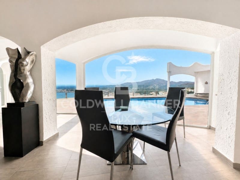 5 soveværelse Villa til salg i Roses med swimmingpool garage - € 2.995.000 (Ref: 10033599)