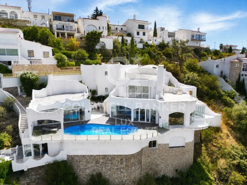 5 soveværelse Villa til salg i Roses med swimmingpool garage - € 2.995.000 (Ref: 10033599)