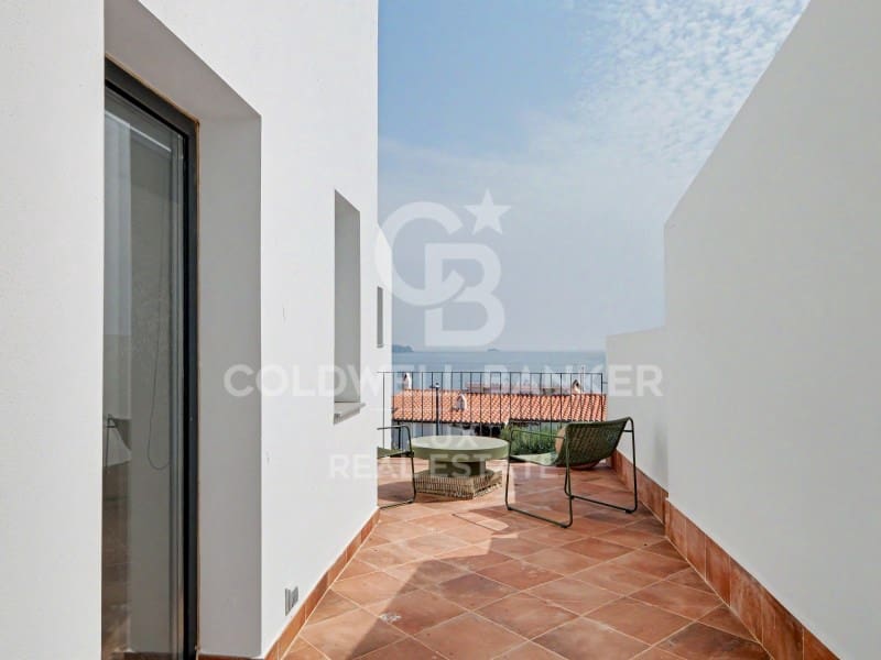 3 bedroom Villa for sale in Cadaques with pool garage - € 1,450,000 (Ref: 10037143)
