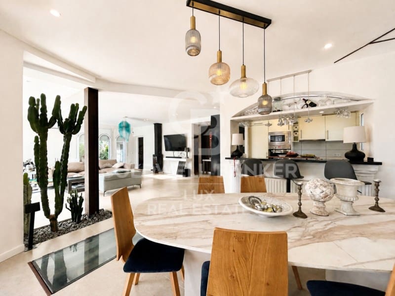 6 chambre Villa/Maison à vendre à Empuriabrava avec piscine garage - 1 990 000 € (Ref: 10040745)