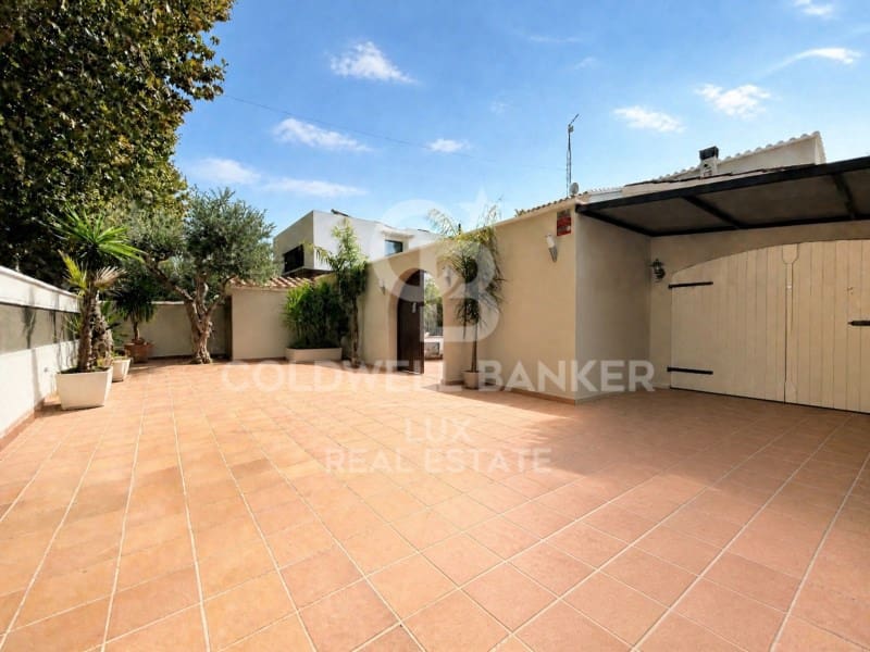 6 chambre Villa/Maison à vendre à Empuriabrava avec piscine garage - 1 990 000 € (Ref: 10040745)