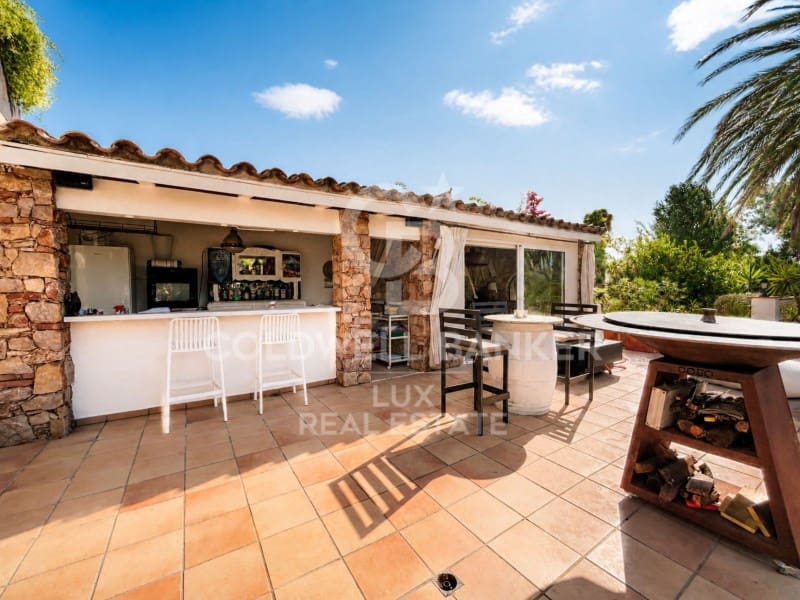 6 chambre Villa/Maison à vendre à Empuriabrava avec piscine garage - 1 990 000 € (Ref: 10040745)