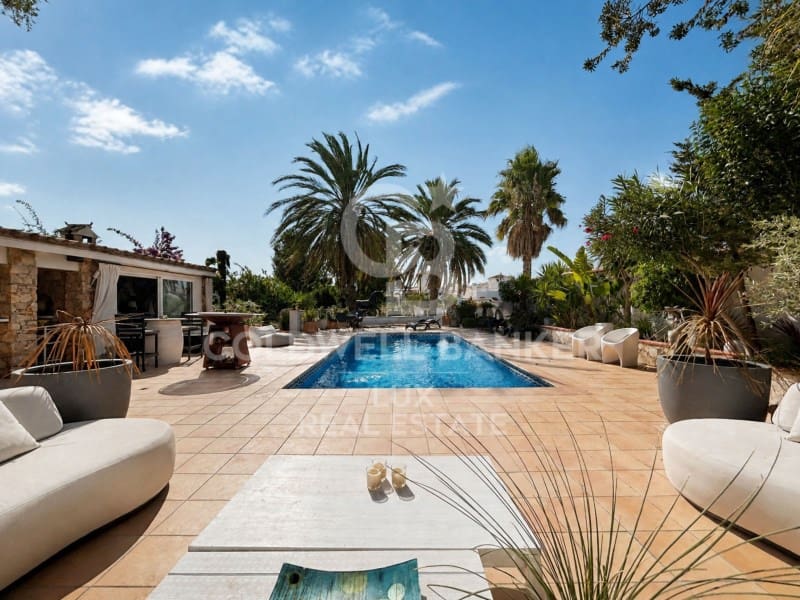 6 chambre Villa/Maison à vendre à Empuriabrava avec piscine garage - 1 990 000 € (Ref: 10040745)