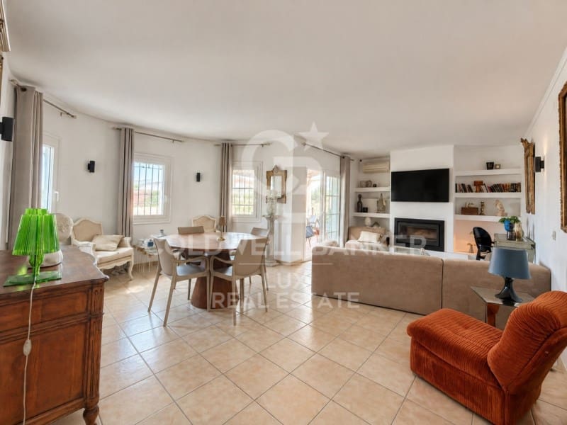 4 quarto Moradia para venda em L'Escala com piscina garagem - 590 000 € (Ref: 10098293)
