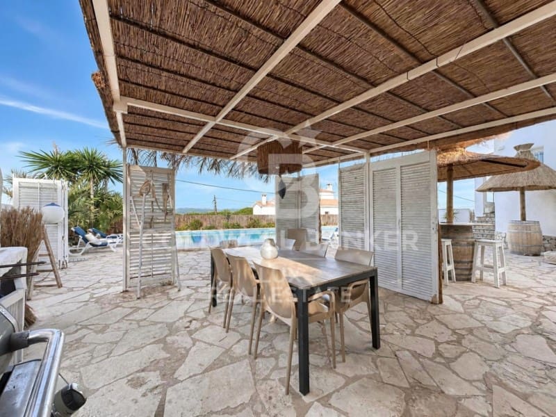 4 quarto Moradia para venda em L'Escala com piscina garagem - 590 000 € (Ref: 10098293)