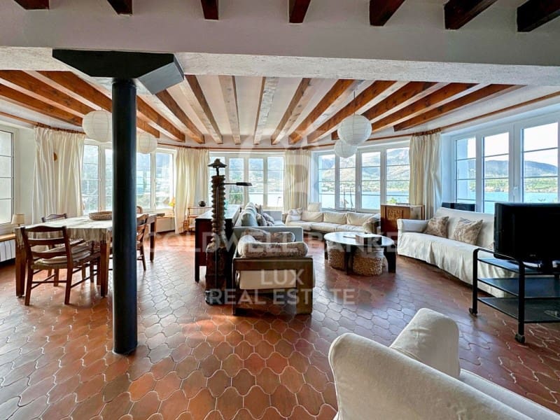 Chalet de 6 habitaciones en El Port de la Selva en venta con piscina - 3.900.000 € (Ref: 10124256)