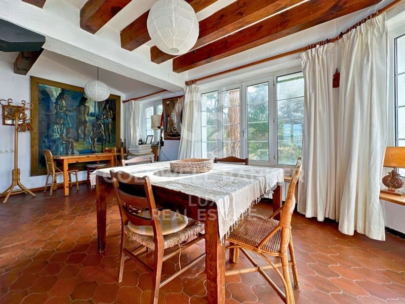 Chalet de 6 habitaciones en El Port de la Selva en venta con piscina - 3.900.000 € (Ref: 10124256)