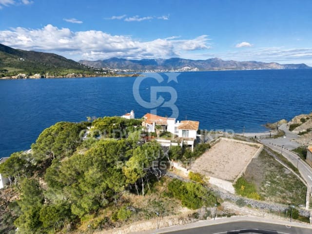 Chalet de 6 habitaciones en El Port de la Selva en venta con piscina - 3.900.000 € (Ref: 10124256)