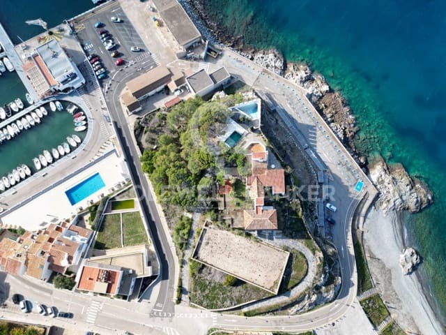 Chalet de 6 habitaciones en El Port de la Selva en venta con piscina - 3.900.000 € (Ref: 10124256)