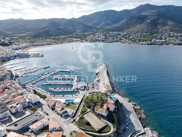 Chalet de 6 habitaciones en El Port de la Selva en venta con piscina - 3.900.000 € (Ref: 10124256)