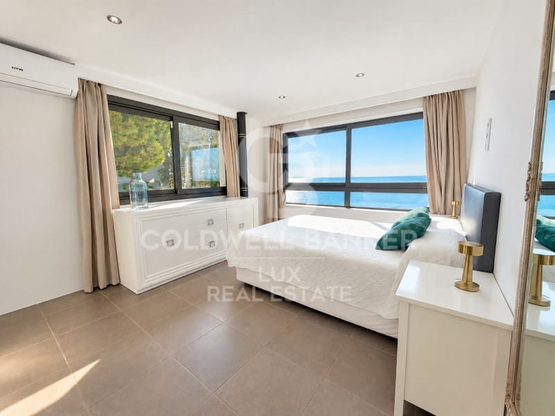 3 bedroom Villa for sale in Roses with pool garage - € 849,000 (Ref: 10168402)