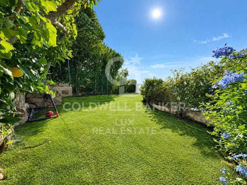 3 bedroom Villa for sale in Roses with pool garage - € 849,000 (Ref: 10168402)