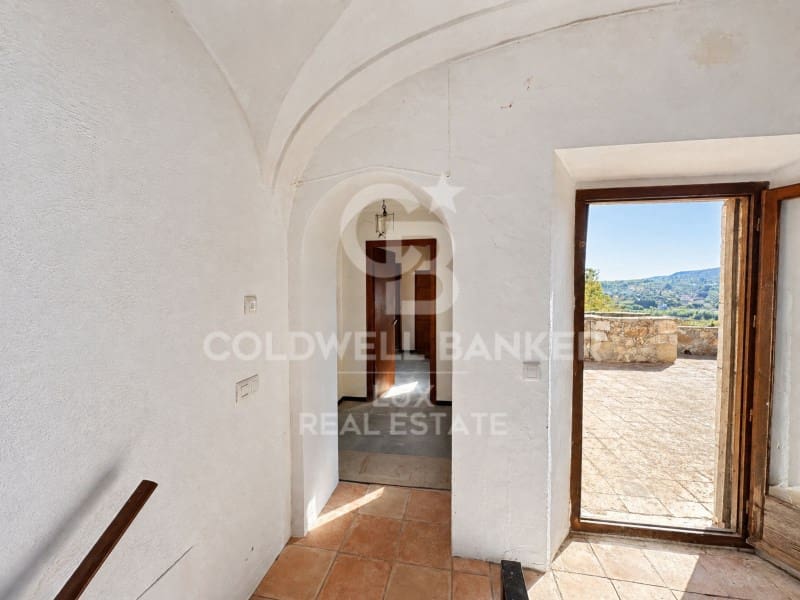 9 soveværelse Byhus til salg i Bellcaire d'Emporda - € 395.000 (Ref: 10171215)
