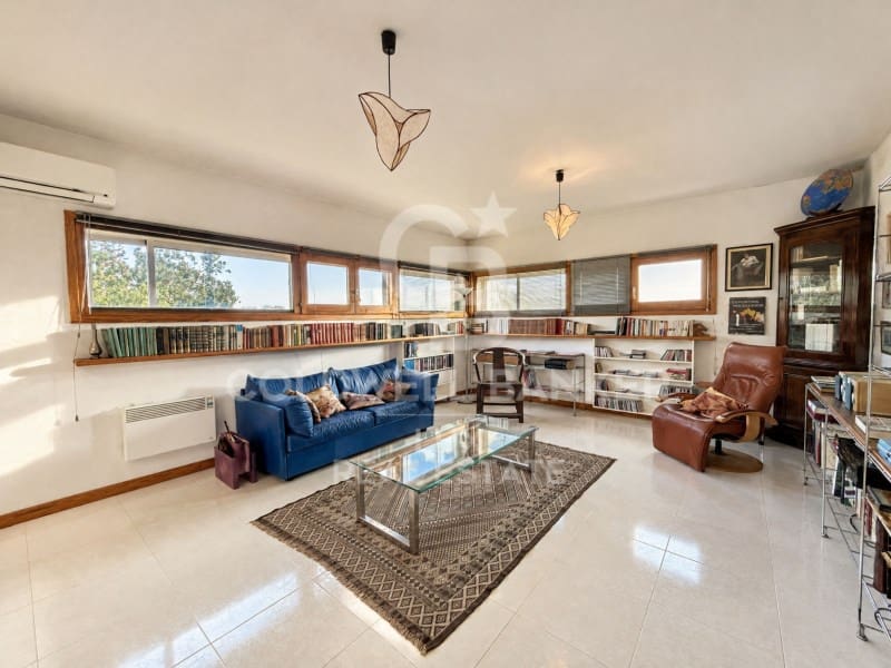 5 Zimmer Finca/Landgut zu verkaufen in Llers mit Pool Garage - 1.430.000 € (Ref: 10171216)
