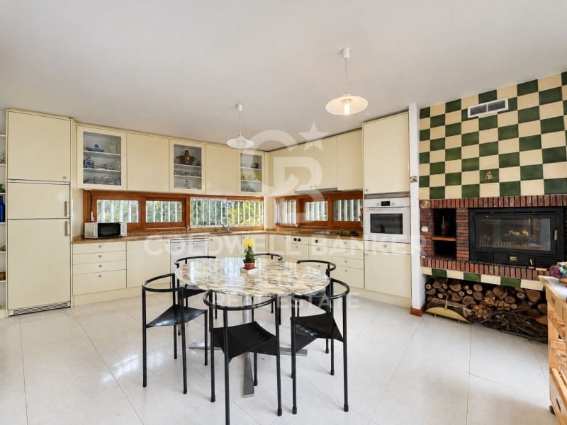 5 Zimmer Finca/Landgut zu verkaufen in Llers mit Pool Garage - 1.430.000 € (Ref: 10171216)