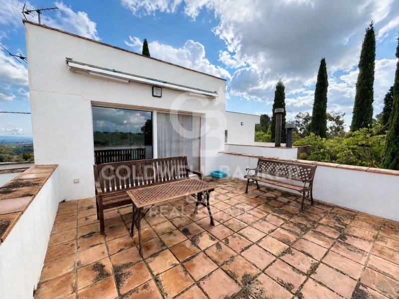 5 Zimmer Finca/Landgut zu verkaufen in Llers mit Pool Garage - 1.430.000 € (Ref: 10171216)
