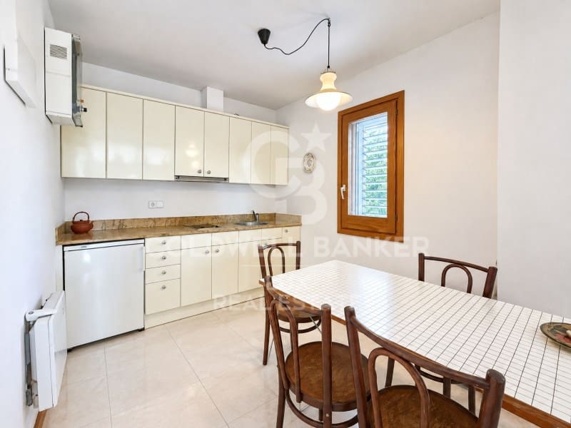 5 Zimmer Finca/Landgut zu verkaufen in Llers mit Pool Garage - 1.430.000 € (Ref: 10171216)