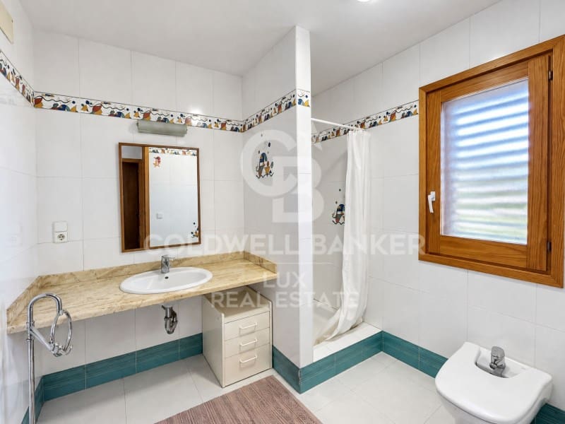5 Zimmer Finca/Landgut zu verkaufen in Llers mit Pool Garage - 1.430.000 € (Ref: 10171216)