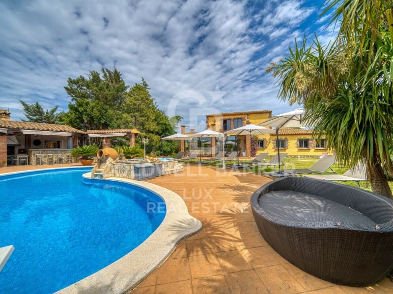 5 soveværelse Villa til salg i Peralada med swimmingpool - € 2.290.000 (Ref: 7652627)