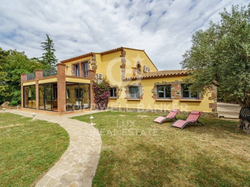 5 soveværelse Villa til salg i Peralada med swimmingpool - € 2.290.000 (Ref: 7652627)