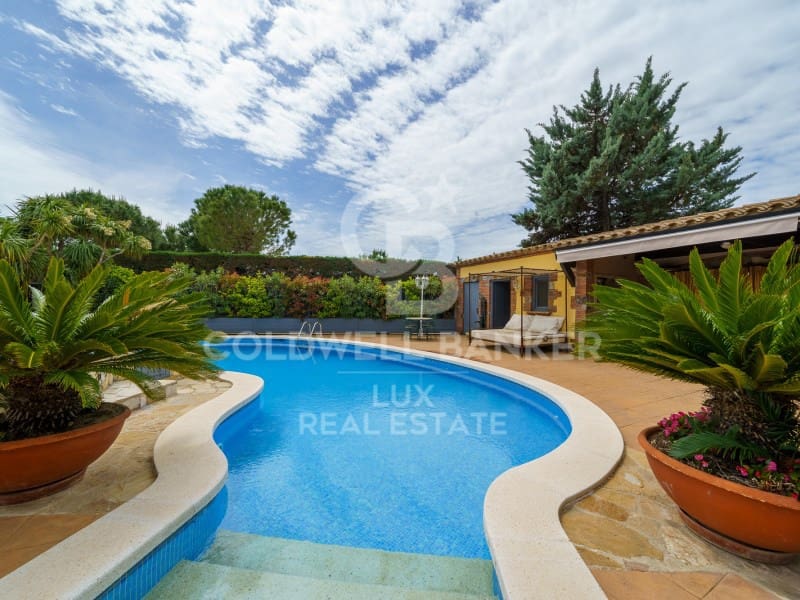 5 soveværelse Villa til salg i Peralada med swimmingpool - € 2.290.000 (Ref: 7652627)