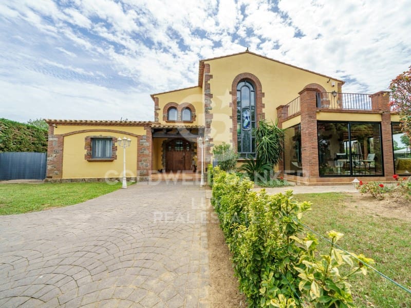 5 soveværelse Villa til salg i Peralada med swimmingpool - € 2.290.000 (Ref: 7652627)