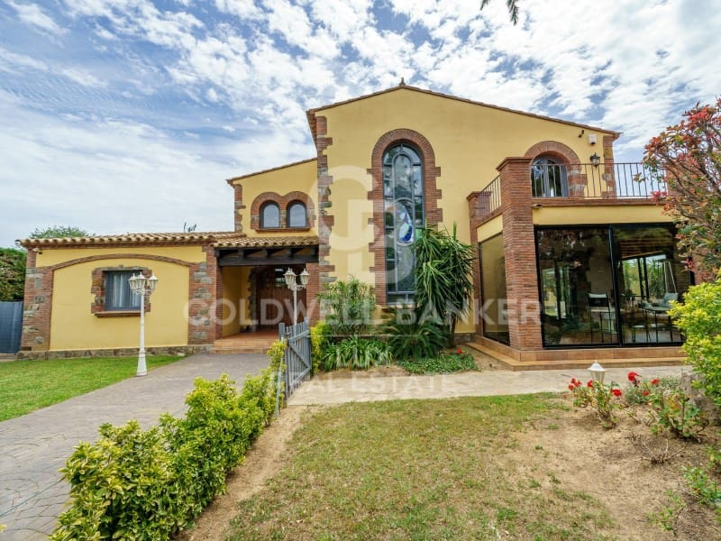 5 soveværelse Villa til salg i Peralada med swimmingpool - € 2.290.000 (Ref: 7652627)