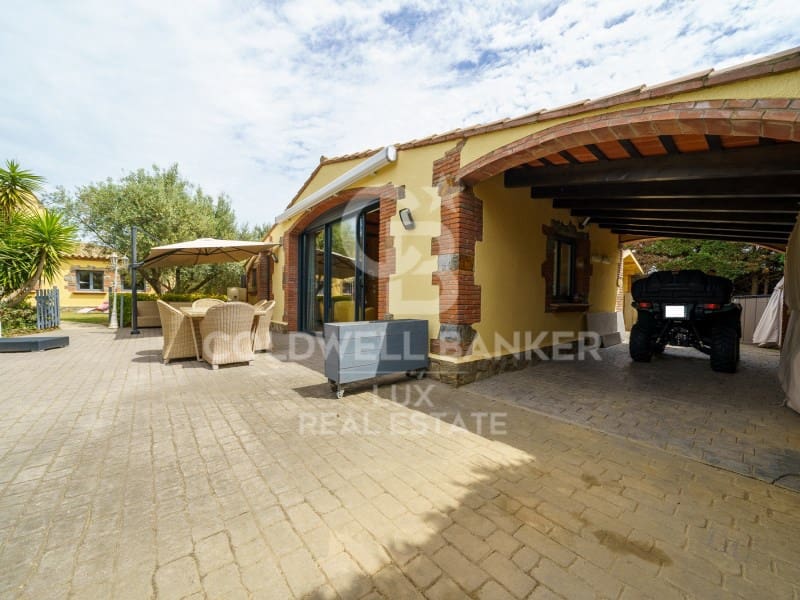 5 soveværelse Villa til salg i Peralada med swimmingpool - € 2.290.000 (Ref: 7652627)