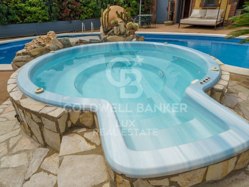 5 soveværelse Villa til salg i Peralada med swimmingpool - € 2.290.000 (Ref: 7652627)