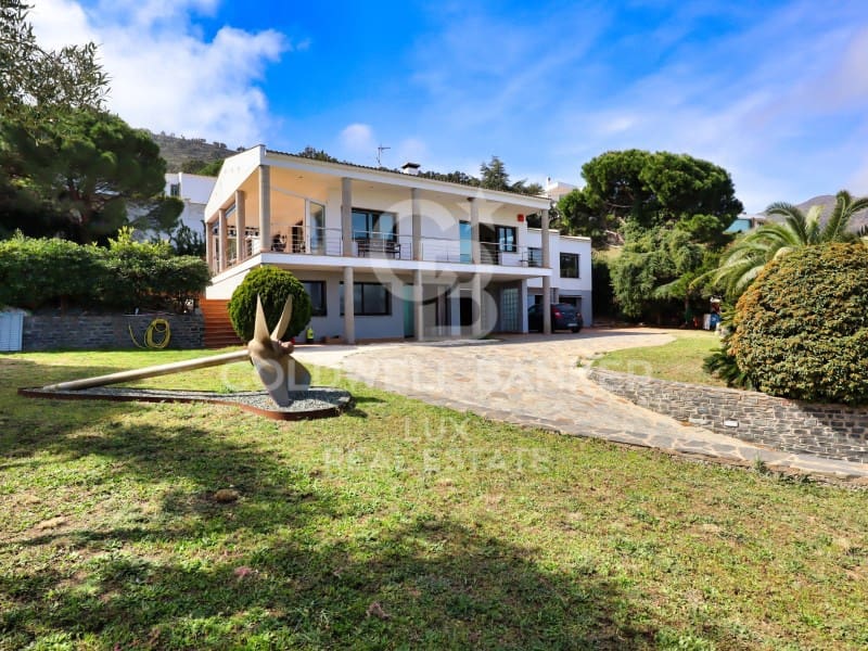 5 quarto Moradia para venda em El Port de la Selva com piscina garagem - 1 095 000 € (Ref: 7652629)