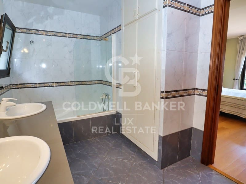 5 quarto Moradia para venda em El Port de la Selva com piscina garagem - 1 095 000 € (Ref: 7652629)