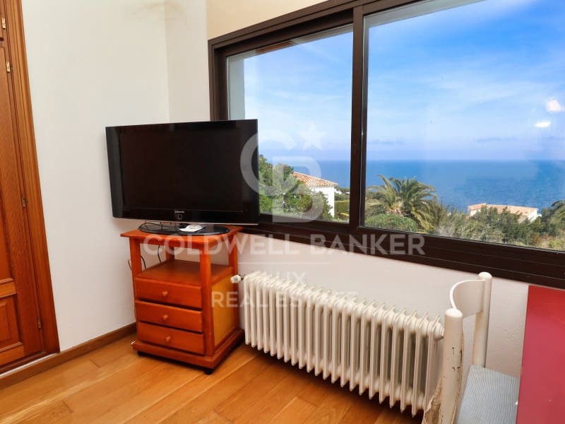 5 quarto Moradia para venda em El Port de la Selva com piscina garagem - 1 095 000 € (Ref: 7652629)