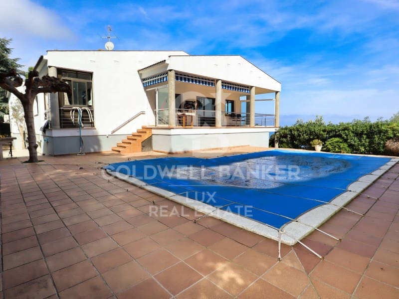 5 quarto Moradia para venda em El Port de la Selva com piscina garagem - 1 095 000 € (Ref: 7652629)