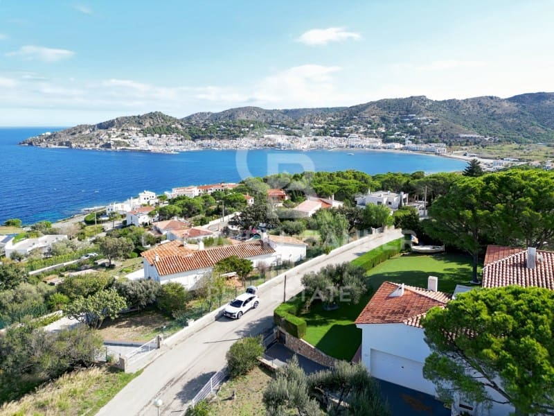 5 quarto Moradia para venda em El Port de la Selva com piscina garagem - 1 095 000 € (Ref: 7652629)