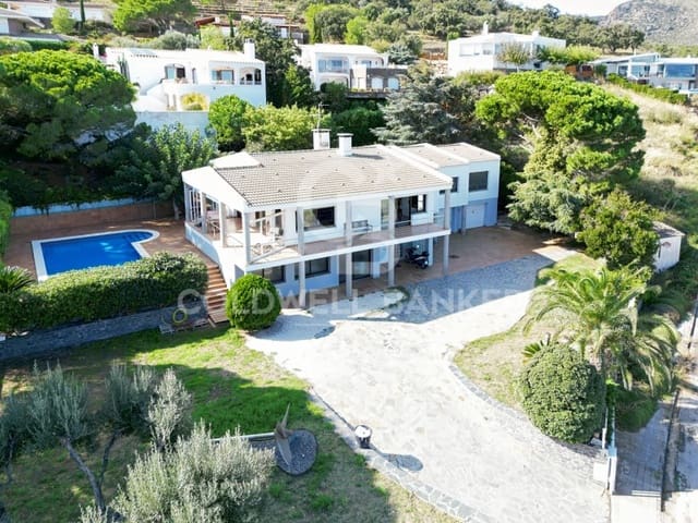 5 bedroom Villa for sale in El Port de la Selva with pool garage - € 1,095,000 (Ref: 7652629)