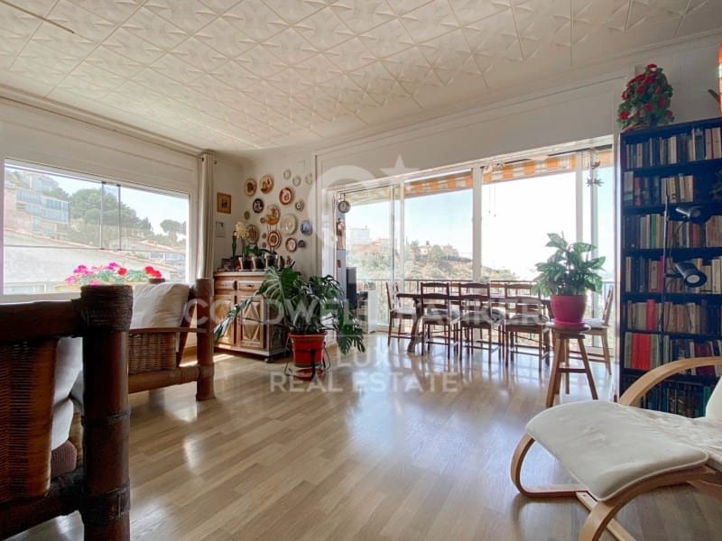 4 soveværelse Byhus til salg i Roses med garage - € 499.000 (Ref: 7652639)