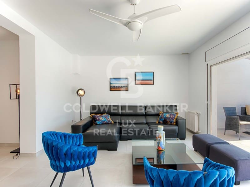 3 bedroom Villa for sale in Empuriabrava with pool garage - € 990,000 (Ref: 7700970)