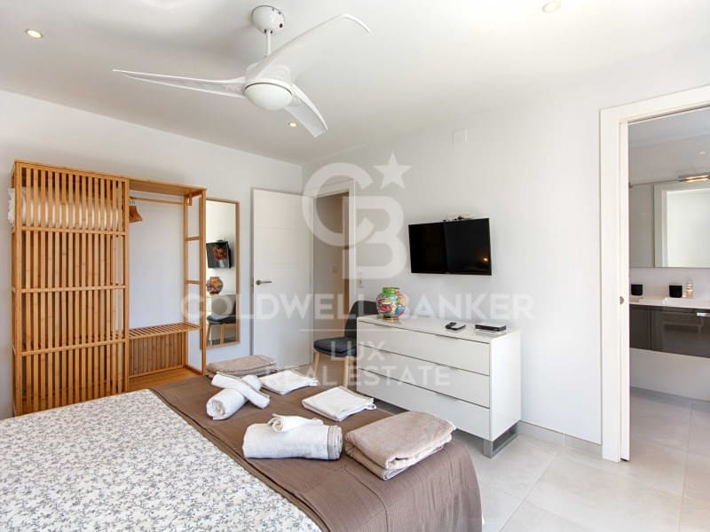 3 bedroom Villa for sale in Empuriabrava with pool garage - € 990,000 (Ref: 7700970)